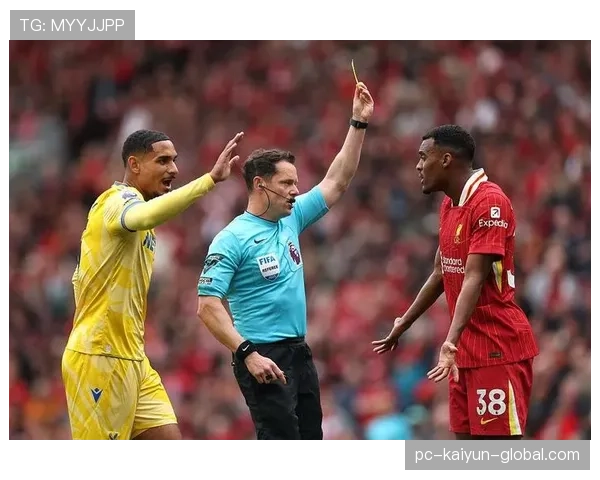 直接红牌判罚要点：阻断明显进球机会与暴力犯规界定