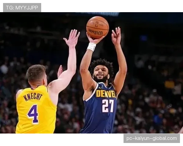 穆雷利用挡拆创造机会提升季后赛关键得分效率